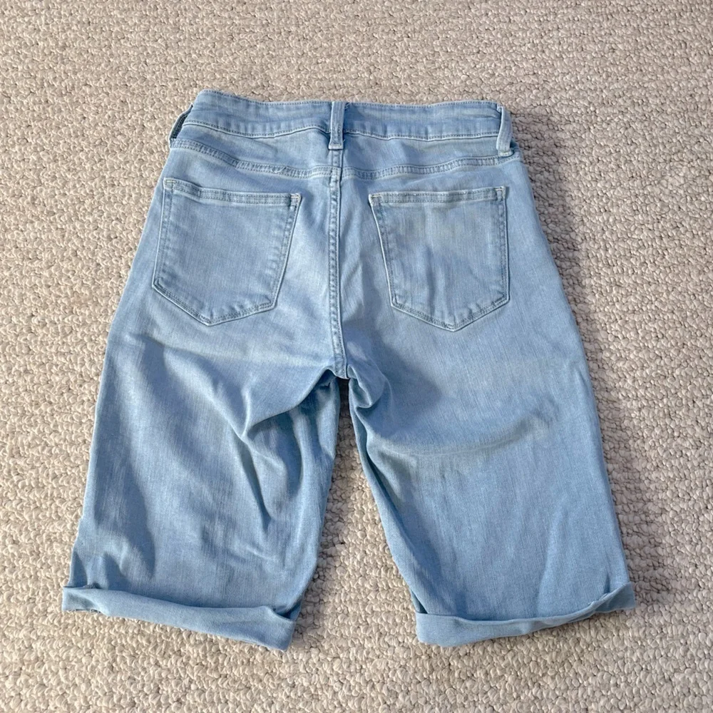 St. John’s Bay Bermuda Shorts - Picture 2 of 3